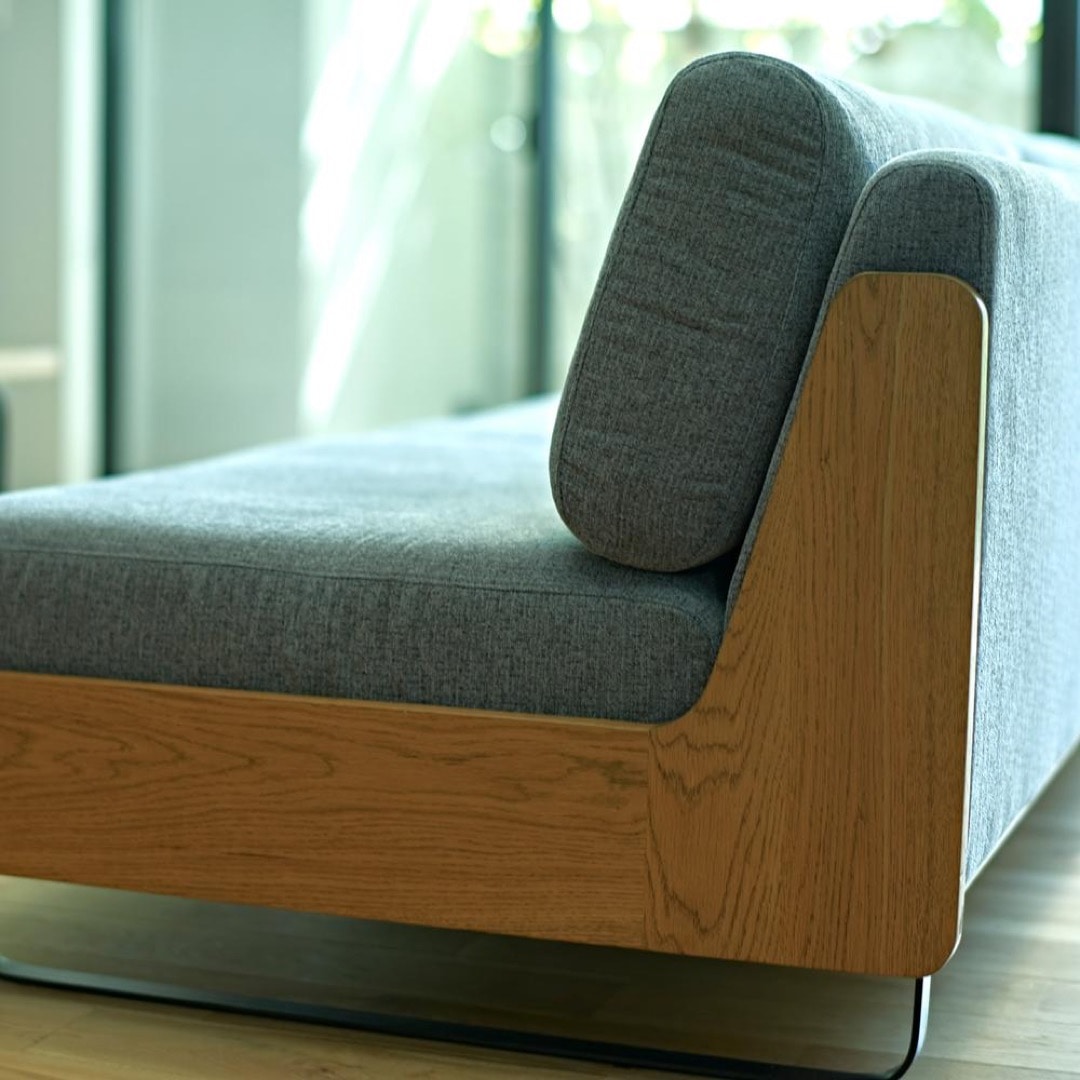 ダークベージュ