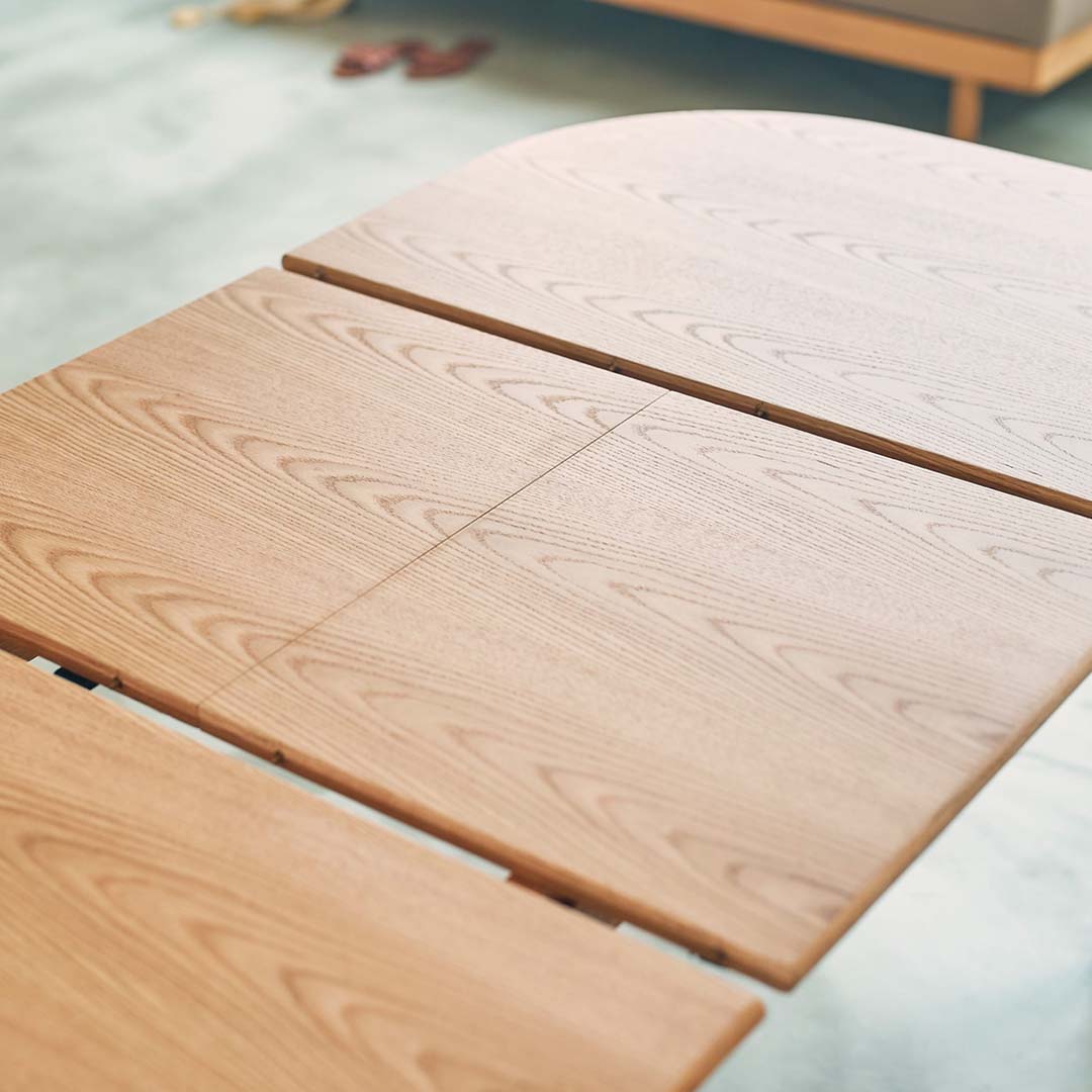 サンドベージュ