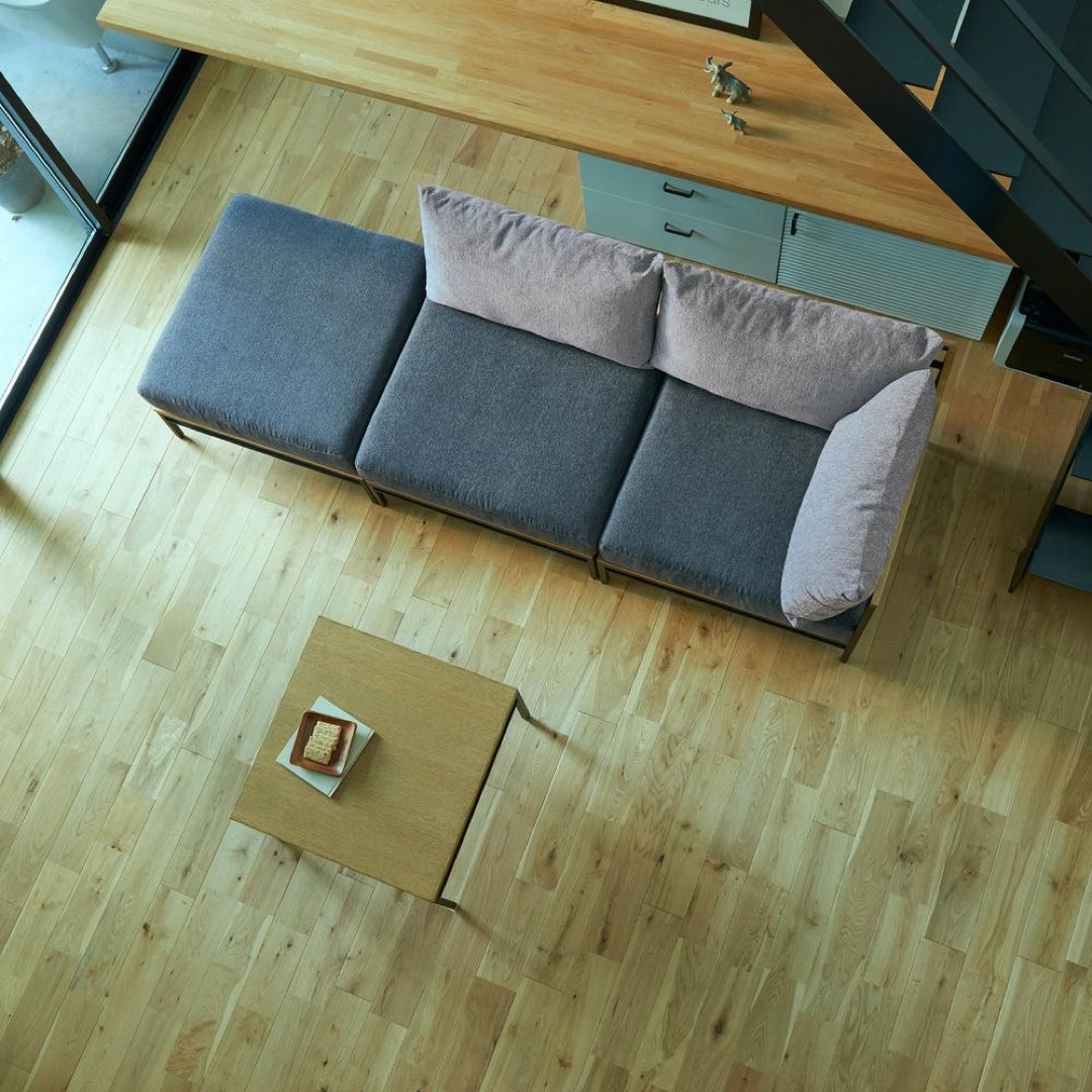 サンドベージュ