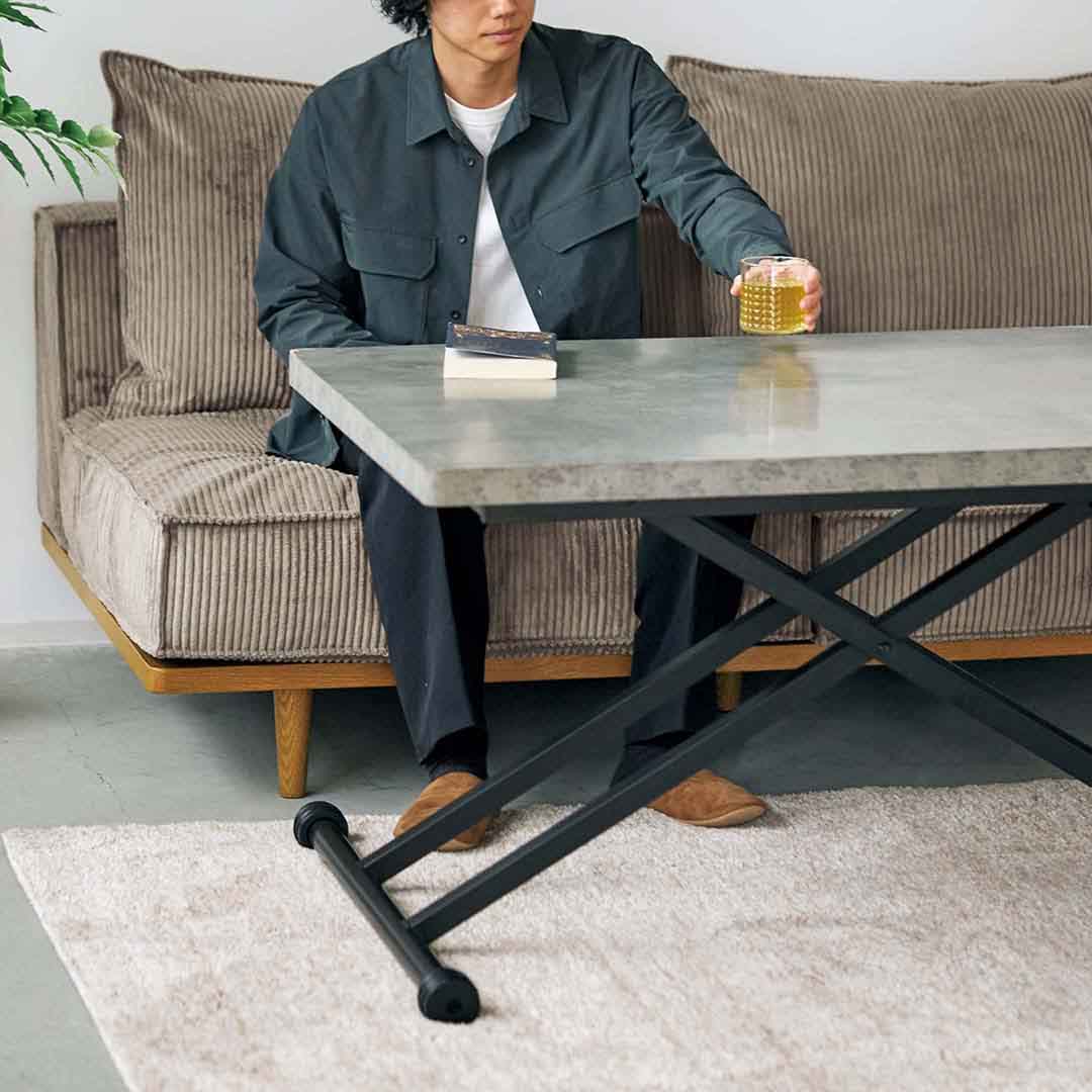 グレーベージュ