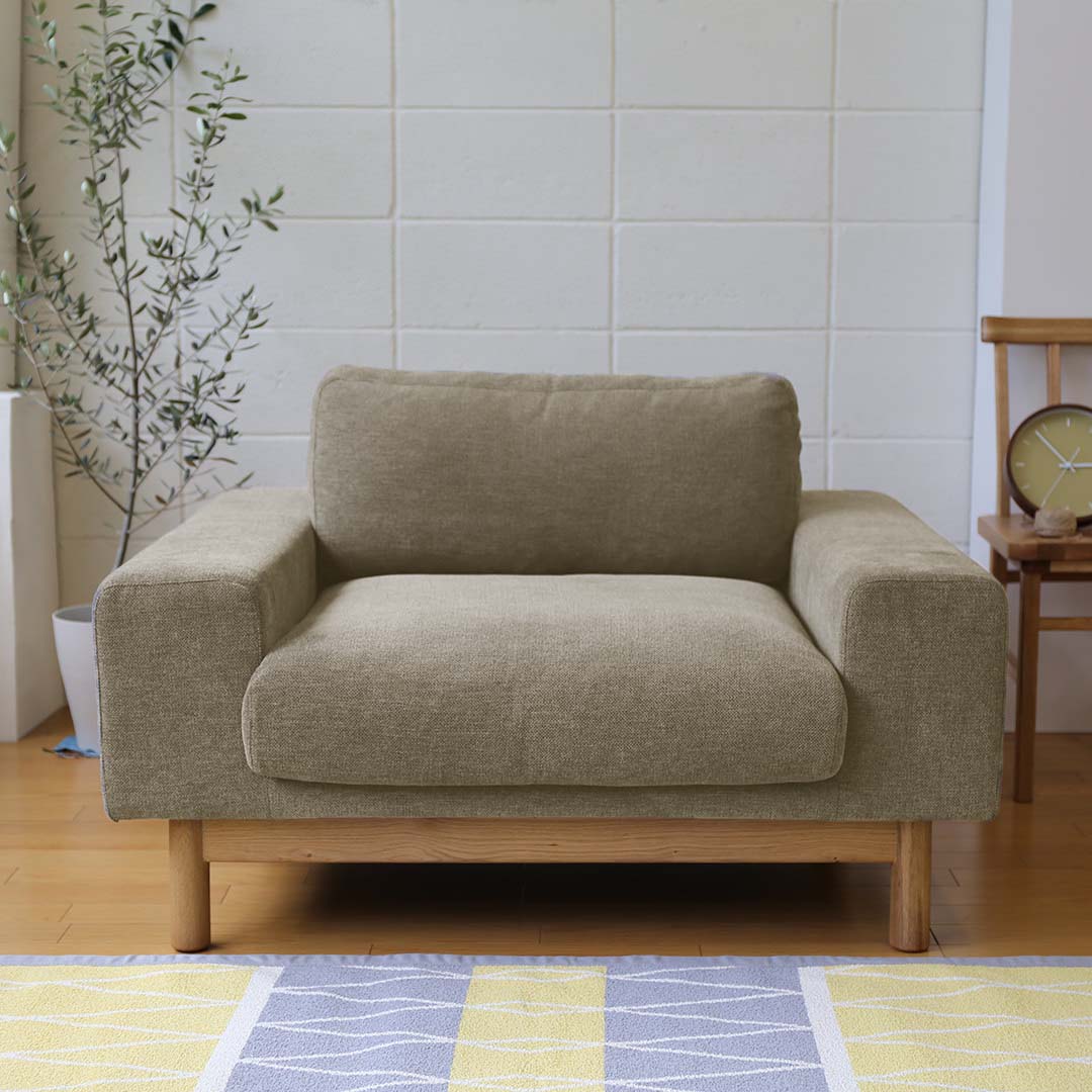 ダークベージュ