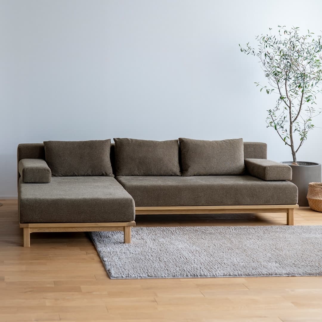 ライトブラウン