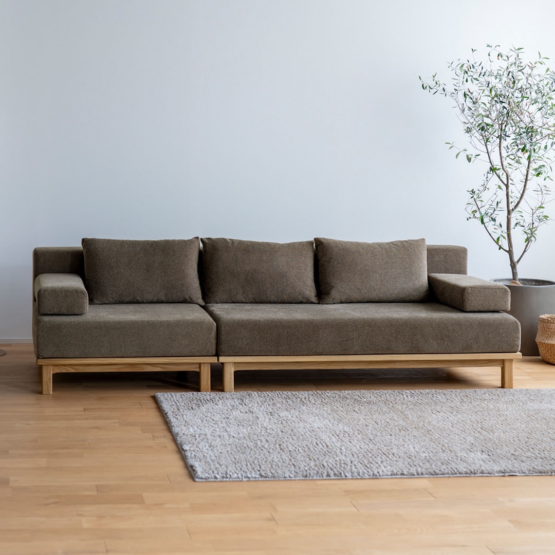 ライトブラウン