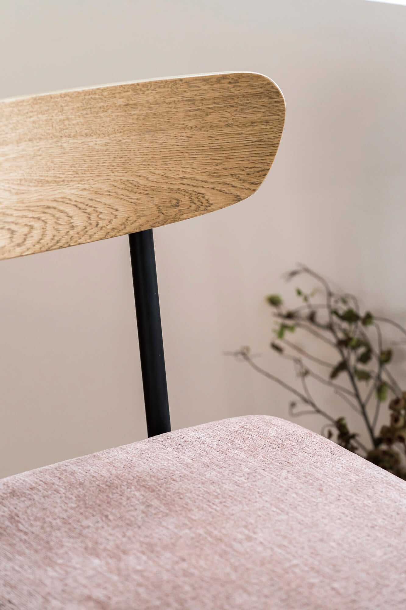 ヴィンテージ感のあるADRSのチェア パティ ダイニングチェア グレー