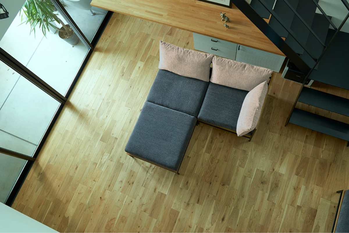 オットマンを並べたくつろぎ空間 ADRS カーラ ソファ 1人掛け サンドベージュ