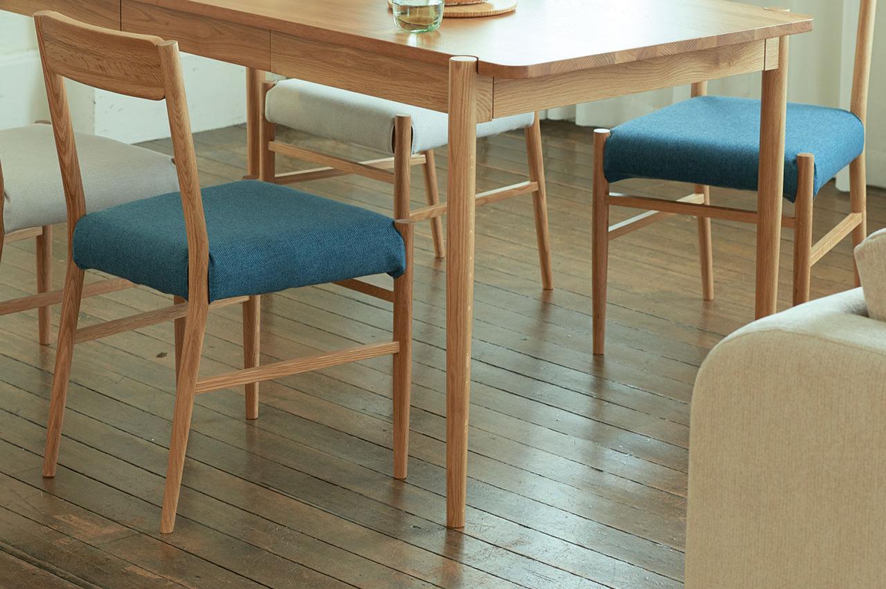 太さの変化が美しい脚 SIEVE デント ダイニングテーブル Mサイズ