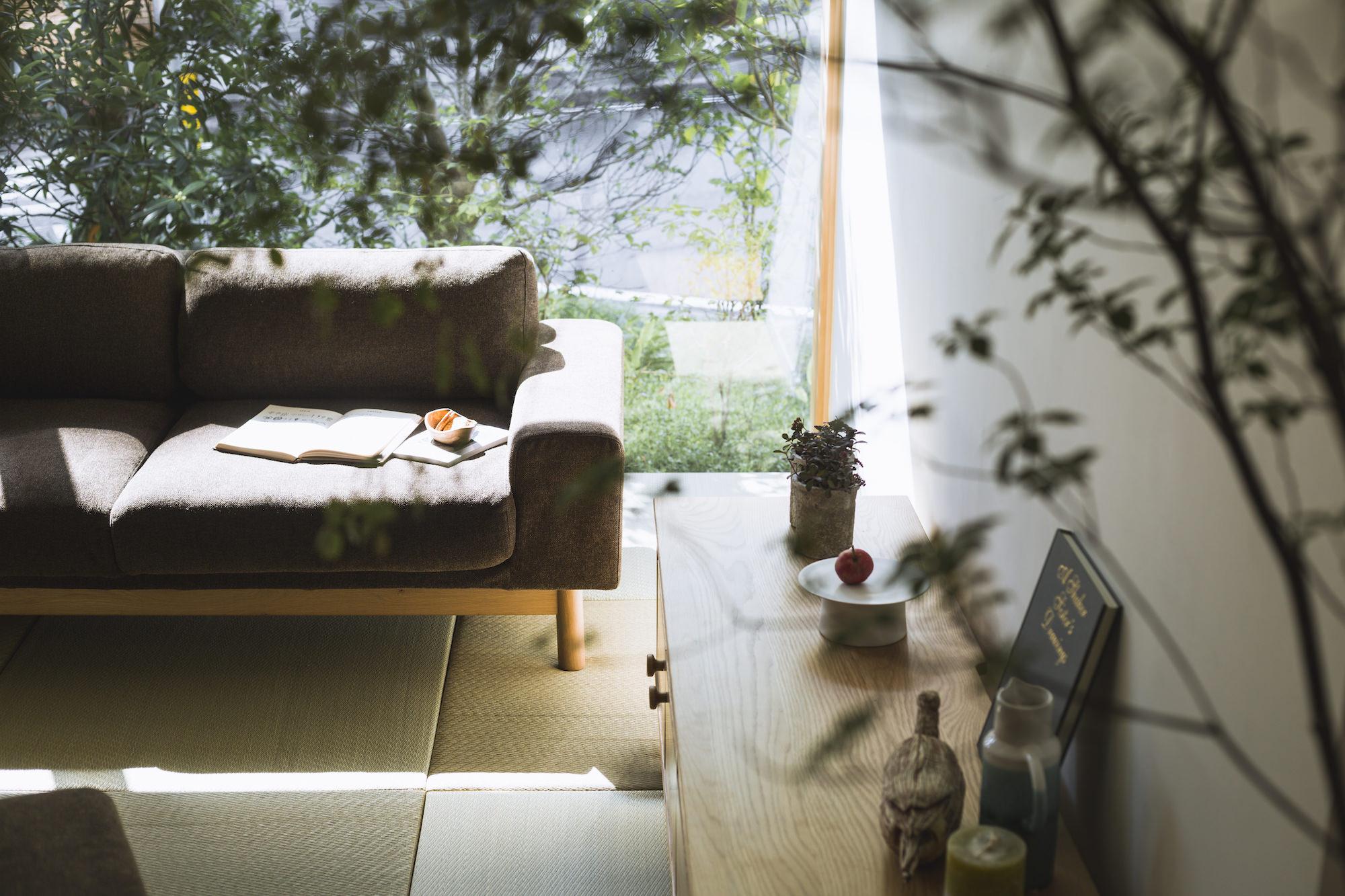 ボリュームと安定感のあるソファ SIEVE バージュ ソファ 2人掛け ブルー