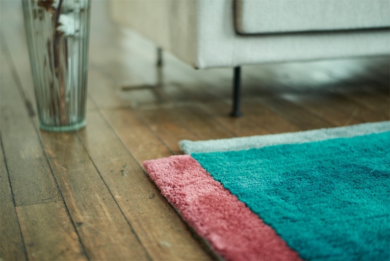 重厚感がありつつも軽やかな印象 SIEVE モンスソファ オットマン ベージュ