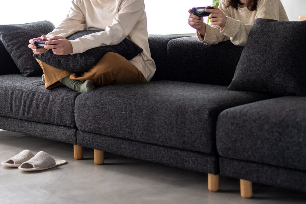 利便性の高い背クッション SIEVE スナグユニットソファ 右肘 ブラック