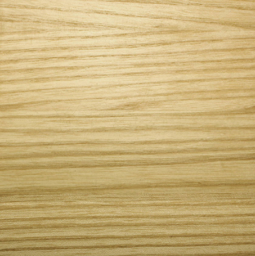 美しい木目が特徴のオーク材