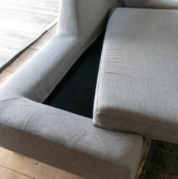 掃除のしやすい外せる座面