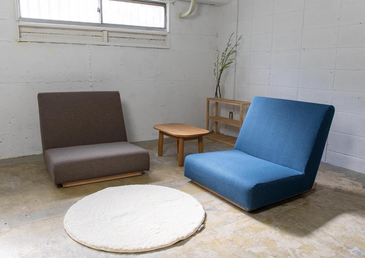 圧迫感が少なくゆったりとした空気の流れるSIEVE フォーム ローソファ